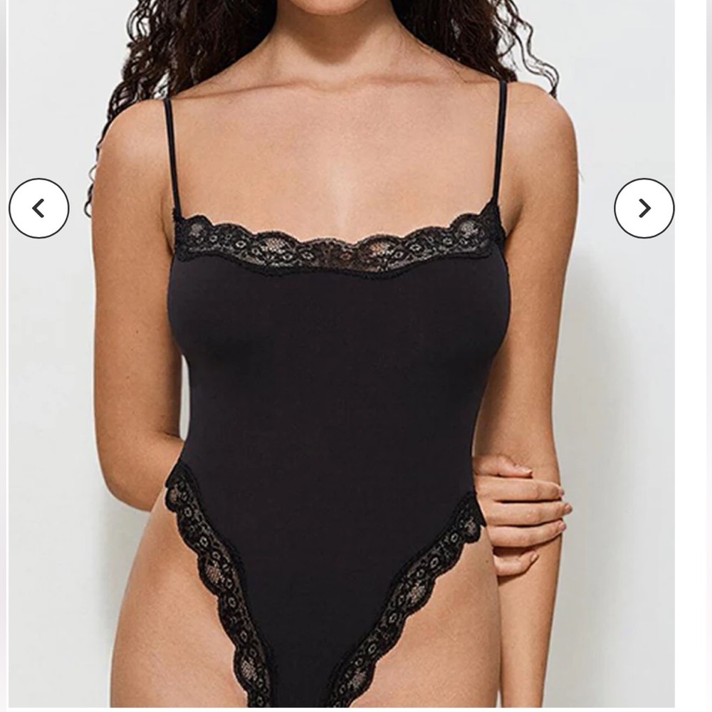 KATCH ME Black Lace Trim Bodysuit. Size S . New . No tags